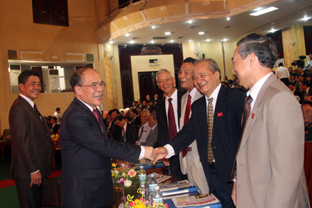 Chủ tịch quốc hội Nguyễn Sinh Hùng về dự và chỉ đạo đại hội