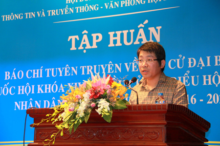 Ông Lưu Đình Phúc – Phó Cục trưởng phụ trách Cục báo chí phát biểu khai mạc 