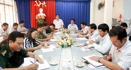 Chiều 19-5, Ban Tuyên giáo Tỉnh ủy tổ chức họp để nắm tình hình tư tưởng cán bộ, đảng viên và nhân dân trong tỉnh trước cuộc bầu cử Quốc hội khóa XIV và bầu cử HĐND các cấp, nhiệm kỳ 2016 - 2021. 