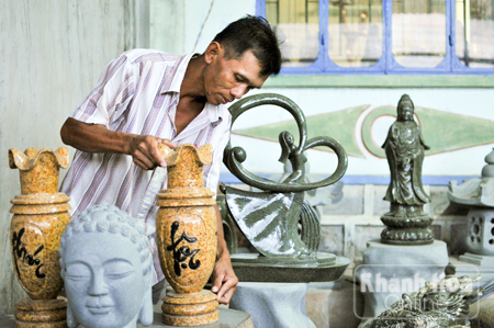 Tác phẩm đá mỹ nghệ của người dân phường Ninh Giang
