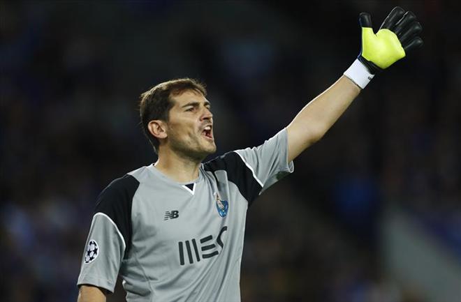 Iker Casillas thiết lập kỷ lục 92 trận thắng tại đấu trường Champions League.