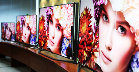 TV 4K UltraHD sở hữu màn siêu nét khi có độ phân giải 8 triệu điểm ảnh, cao gấp 4 lần TV Full HD thông thường