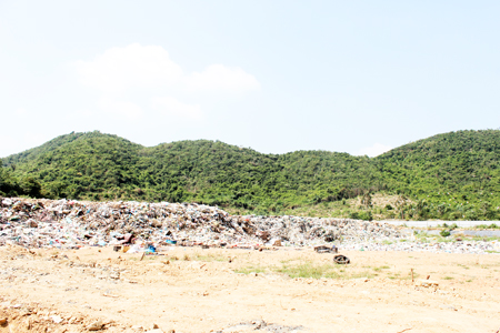 Bãi rác Hòn Rọ sẽ được xây dựng lại bờ bao để ngăn nước rác rỉ ra môi trường