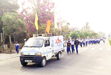 Hoạt động chạy Olympic vì sức khỏe cộng đồng tại phường Ninh Hiệp, thị xã Ninh Hòa