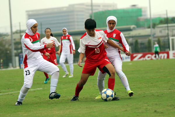 Nữ Iran cũng có chiến thắng dễ dàng tại vòng loại Asian Cup 2018.