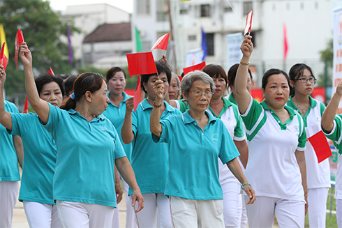 Team of the elderly of Vinh Ngoc Ward.