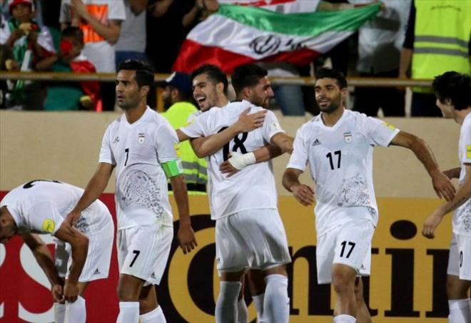 Iran trở thành đại diện đầu tiên của châu Á lọt vào VCK World Cup 2018.
