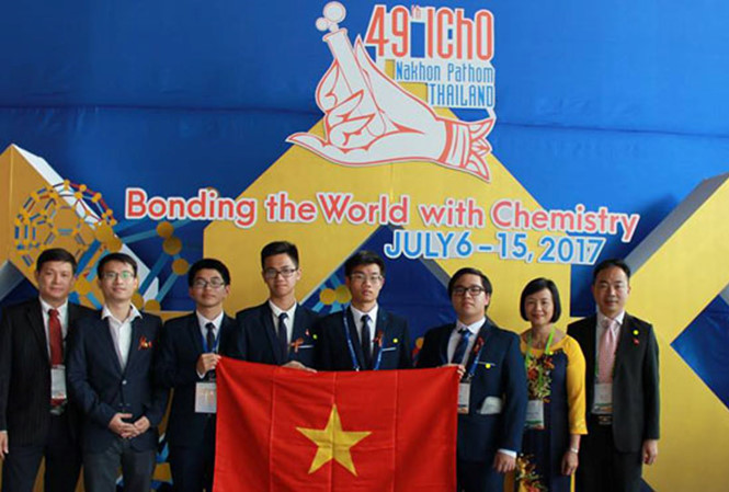 Đoàn Việt Nam đoạt 3 Huy chương Vàng Olympic Hóa học quốc tế