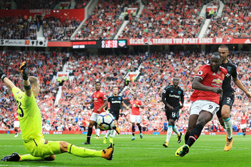 Romelo Lukaku đã tỏa sáng rực rỡ với 2 bàn thắng ghi vào lưới West Ham.