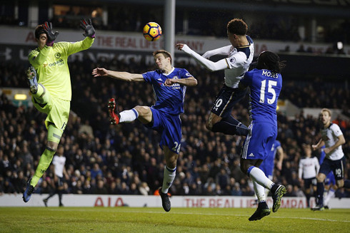 Chelsea đang thiếu hụt lực lượng trầm trọng khi đối đầu với kình địch Tottenham.