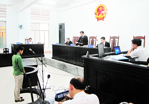 Hội đồng xét xử tuyên án