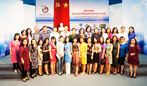 Hội thảo “Nhà báo nữ đồng hành cùng doanh nghiệp” khu vực miền Trung được tổ chức tại Nha Trang