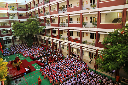 Toàn cảnh lễ khai giảng tại Trường iSchool Nha Trang. 