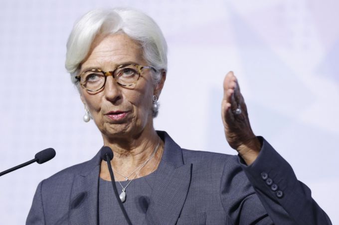 Tổng Giám đốc IMF Christine Lagarde kêu gọi tăng tỷ lệ phụ nữ trong lực lượng lao động - Ảnh: EPA