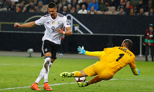 Sandro Wagner là một trong hai chân sút tốt nhất của Đức ở vòng loại World Cup 2018, nhưng anh chỉ có năm bàn. Ảnh: Reuters.