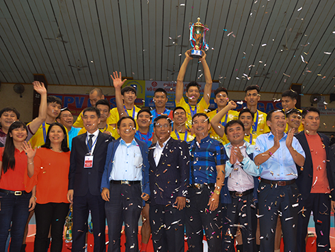 Sanest Khánh Hòa đăng quang chức vô địch giải bóng chuyền quốc gia PV GAS D 2017.