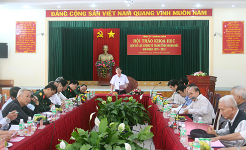 Ông Nguyễn Tấn Tuân phát biểu kết luận tại hội thảo.
