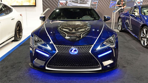 Lexus LC500 phiên bản Báo đen. Ảnh: Autoblog.