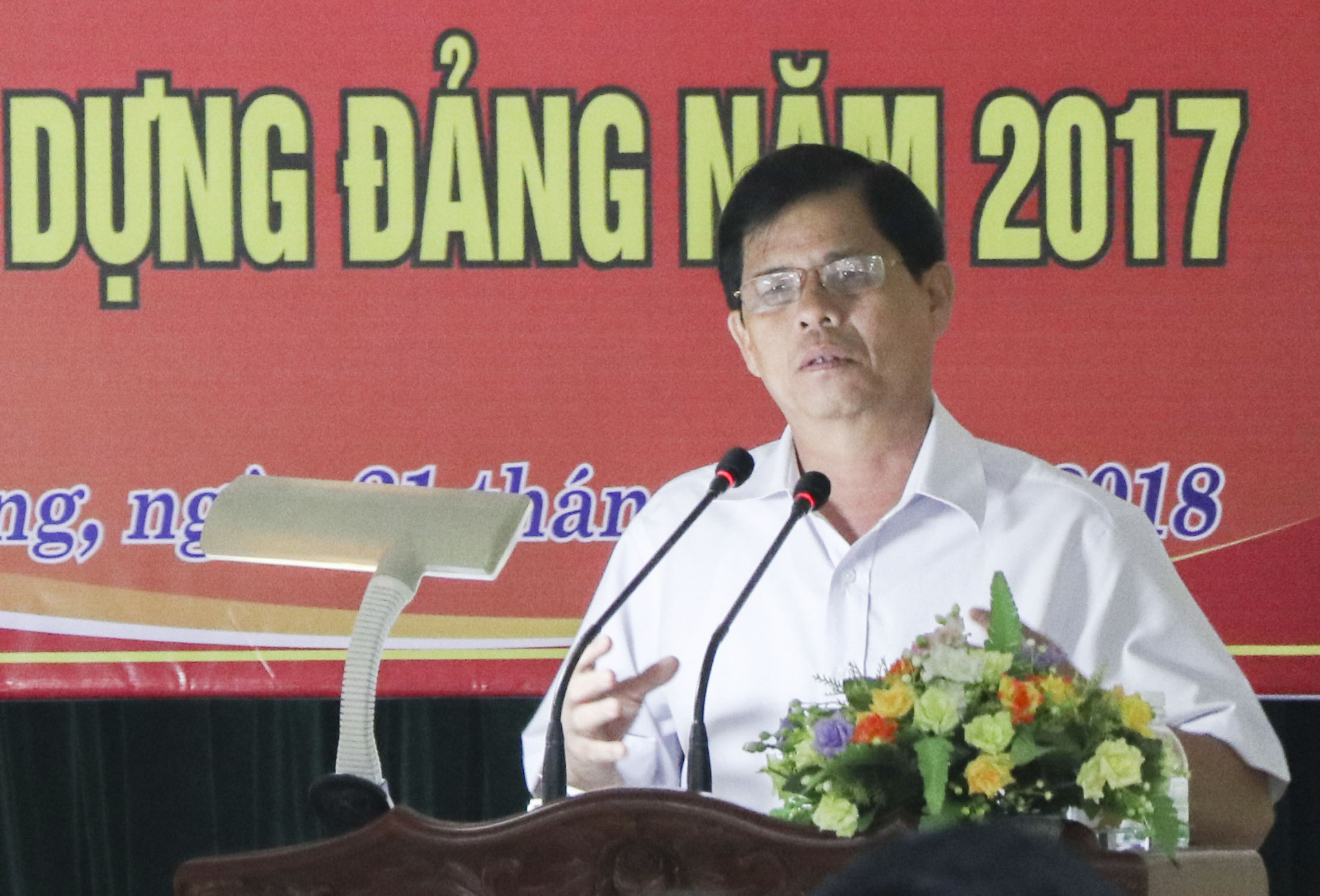 Đồng chí Nguyễn Tấn Tuân phát biểu chỉ đạo tại hội nghị