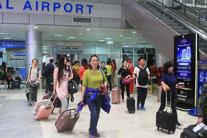 Khách Trung Quốc đến du lịch Nha Trang – Khánh Hòa. 