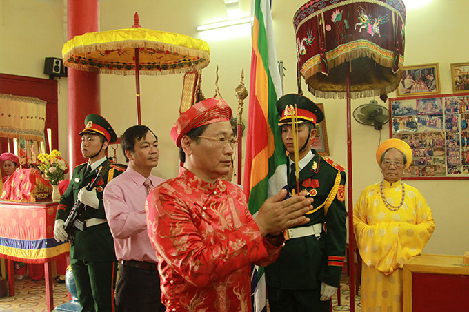 Ông Nguyễn Đắc Tài - Chủ lễ dâng hương tưởng nhớ các Vua Hùng.