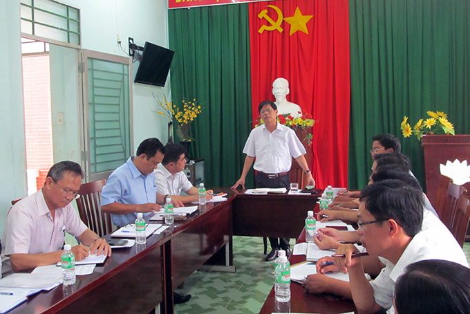 Ông Nguyễn Tấn Tuân kết luận tại buổi làm việc 