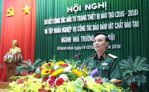 Trung tướng Phạm Hồng Hương chỉ đạo tại hội nghị.