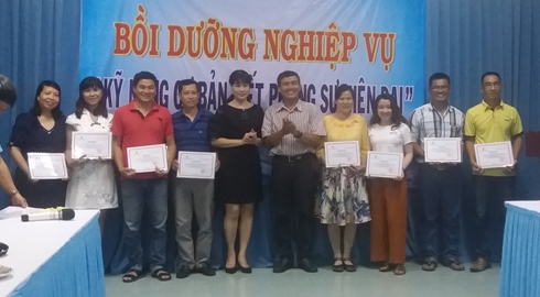 Bế giảng lớp tập huấn kỹ năng viết phóng sự hiện đại