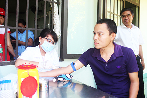 Khám sức khỏe định kỳ và bệnh nghề nghiệp cho công nhân  Công ty TNHH Fujiura Nha Trang.