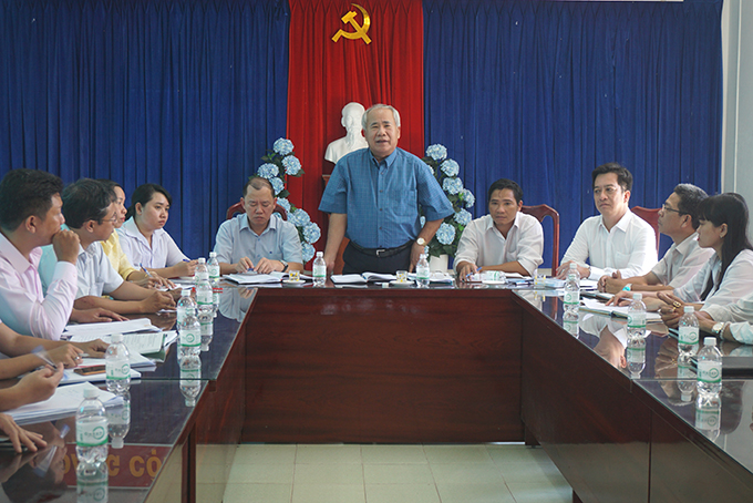 Đào Công Thiên phát biểu tại buổi làm việc với xã Vĩnh Ngọc