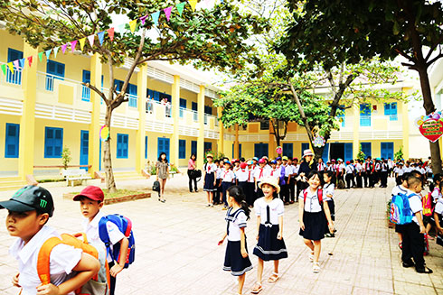 Trường Tiểu học Cam Linh 1 (TP. Cam Ranh).