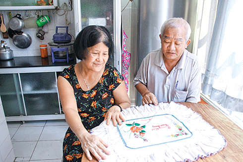 Khí phách nơi ngục thẳm