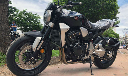 Mẫu Honda CB1000R Neo Sport 2018 mới xuất hiện tại Việt Nam. Ảnh: MotorSport.