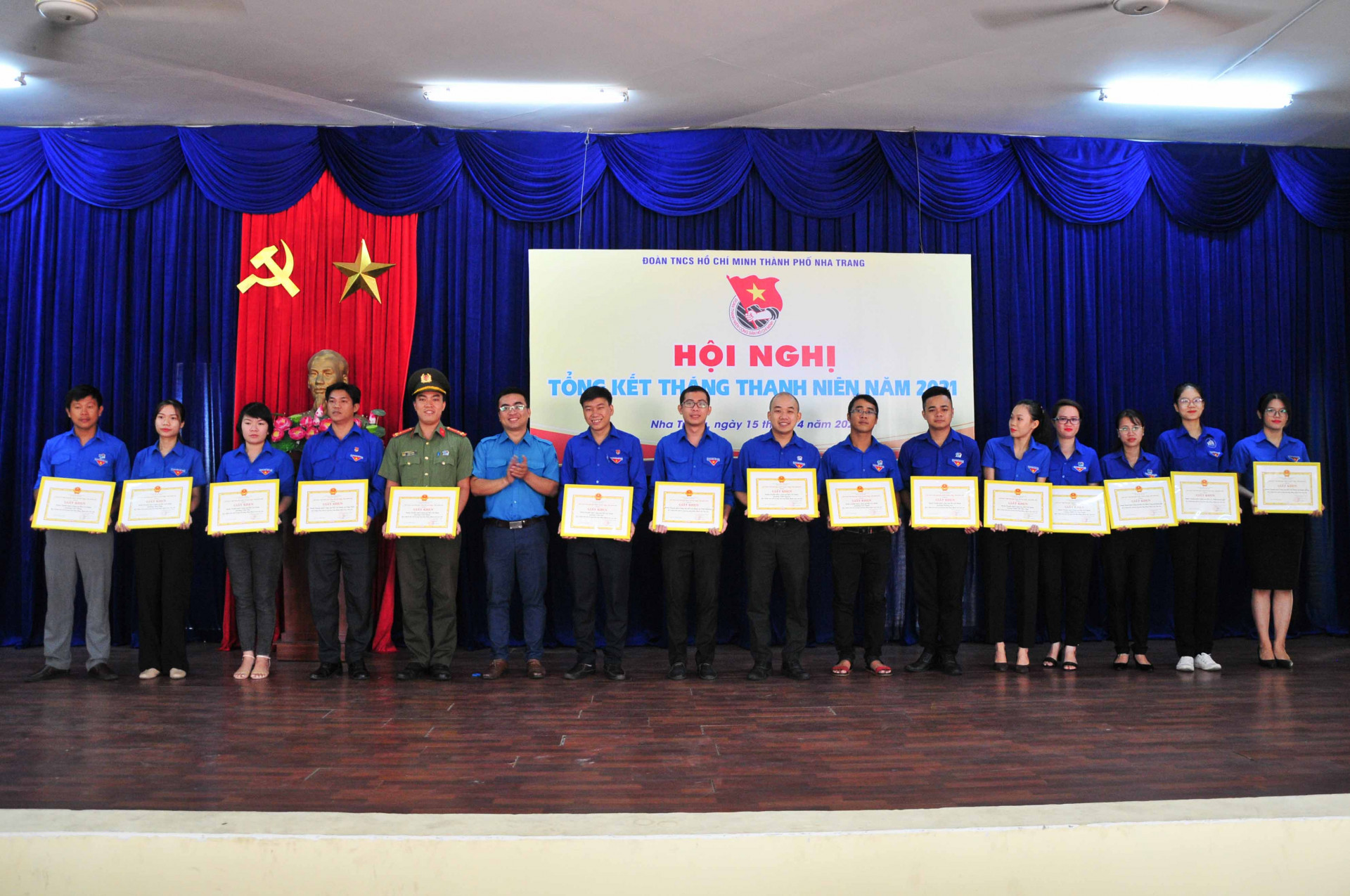 Các tập thể nhận khen thưởng của UBND TP. Nha Trang