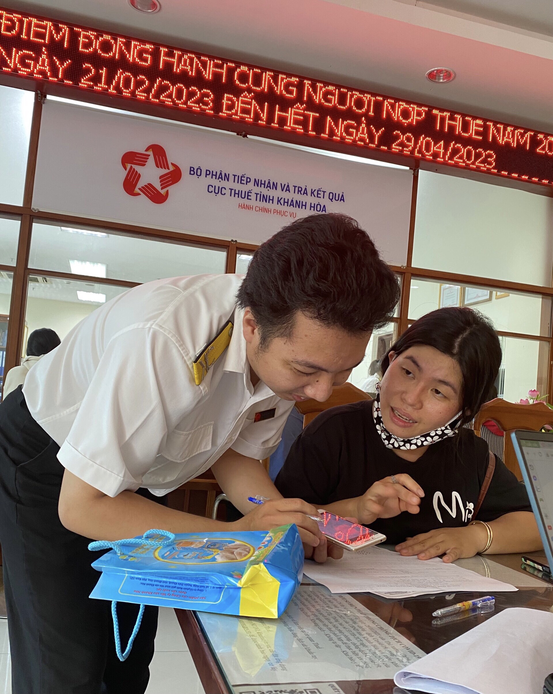 Ngành Thuế tỉnh Khánh Hòa: Đẩy mạnh triển khai ứng dụng eTax Mobile