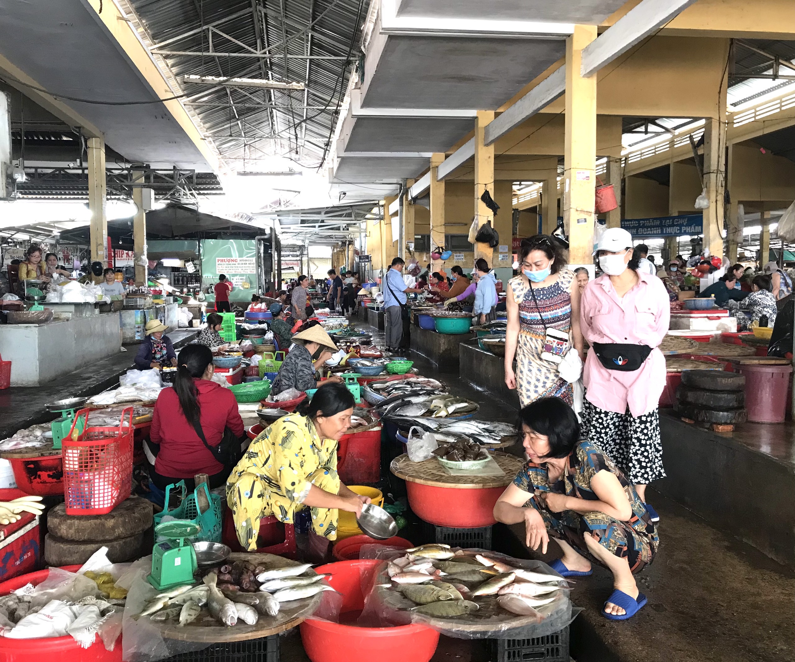 Dịp nghỉ lễ 30-4 và 1-5: Giá cả hàng hóa tương đối ổn định