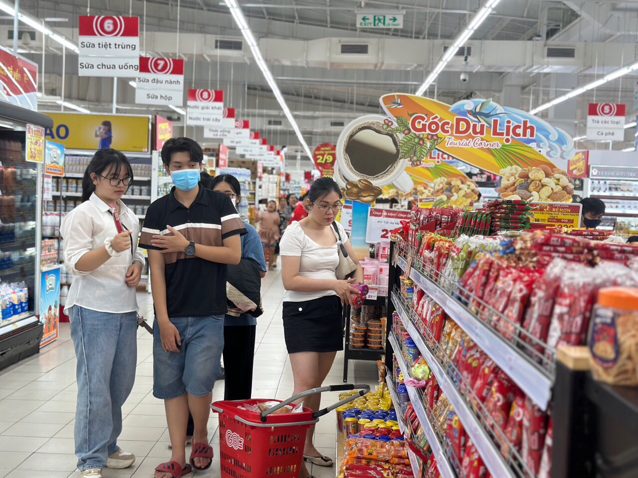 Chính phủ: Thống nhất đề xuất giảm 2% thuế giá trị gia tăng trong 6 tháng đầu năm 2024