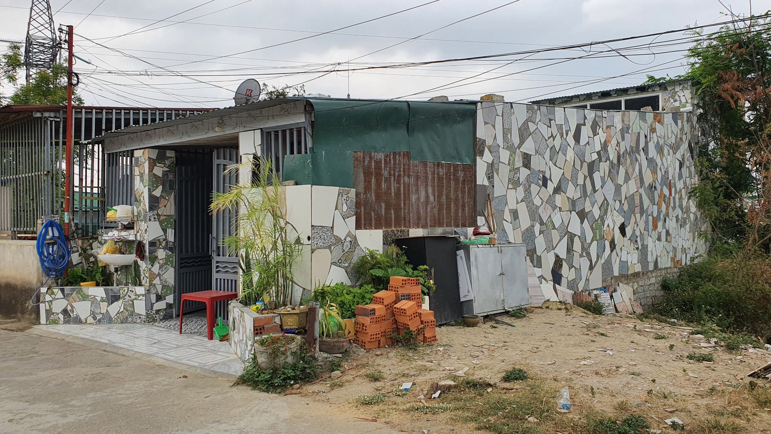 Pháp sư rởm trừ tà, bắt ma