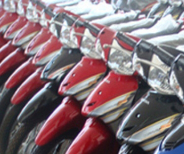 Lừa bán xe thanh lý để kiếm tiền trả nợ