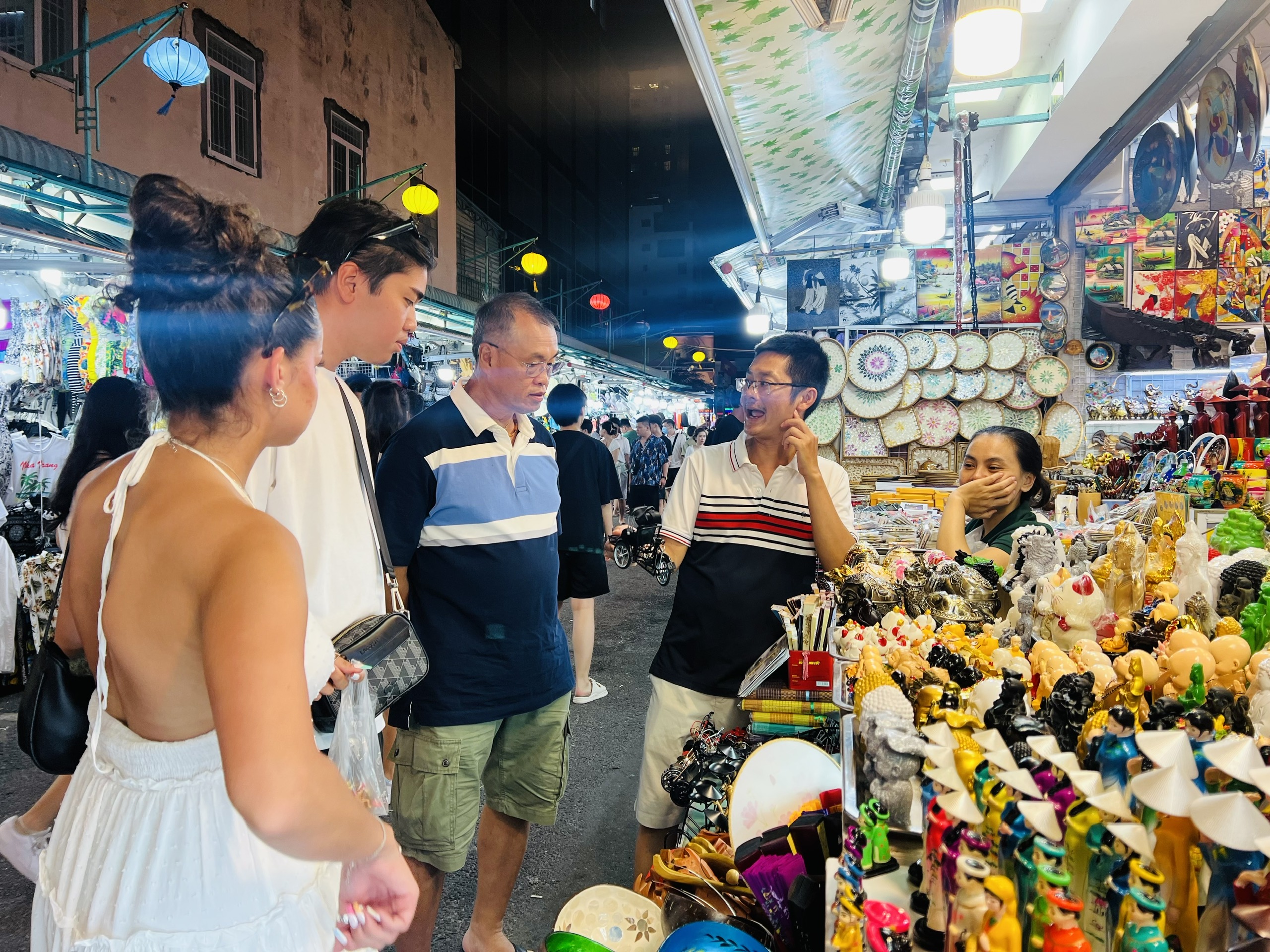 Bộ Văn hóa -Thể thao và Du lịch đề xuất 5 mô hình phát triển sản phẩm du lịch đêm