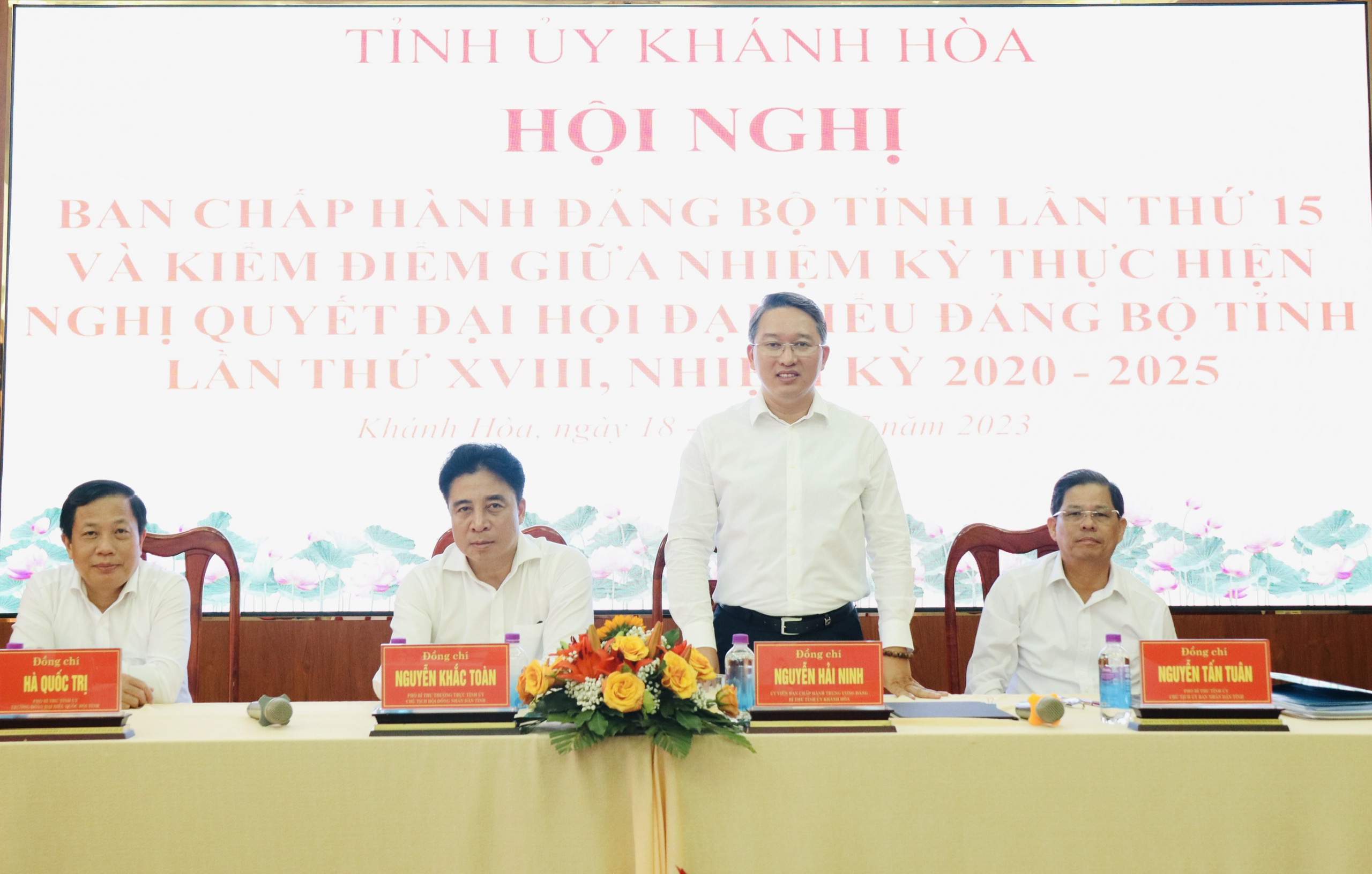 Ban chấp hành Đảng bộ tỉnh Khánh Hòa tổ chức Hội nghị giữa nhiệm kỳ 2020-2025