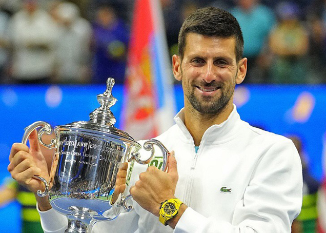 Djokovic - một mình trên đỉnh thế giới