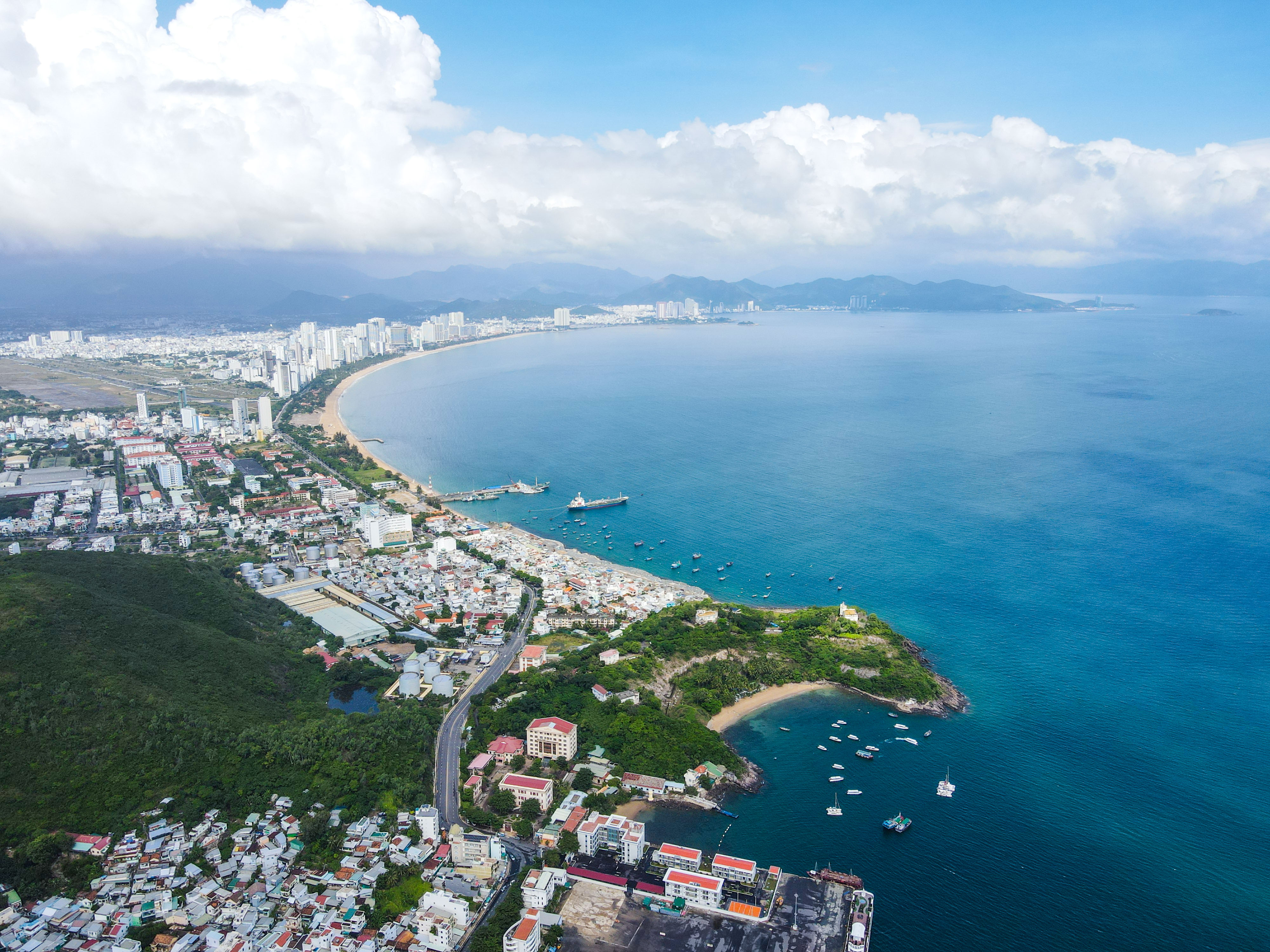 Khánh Hòa và khát vọng vươn tầm