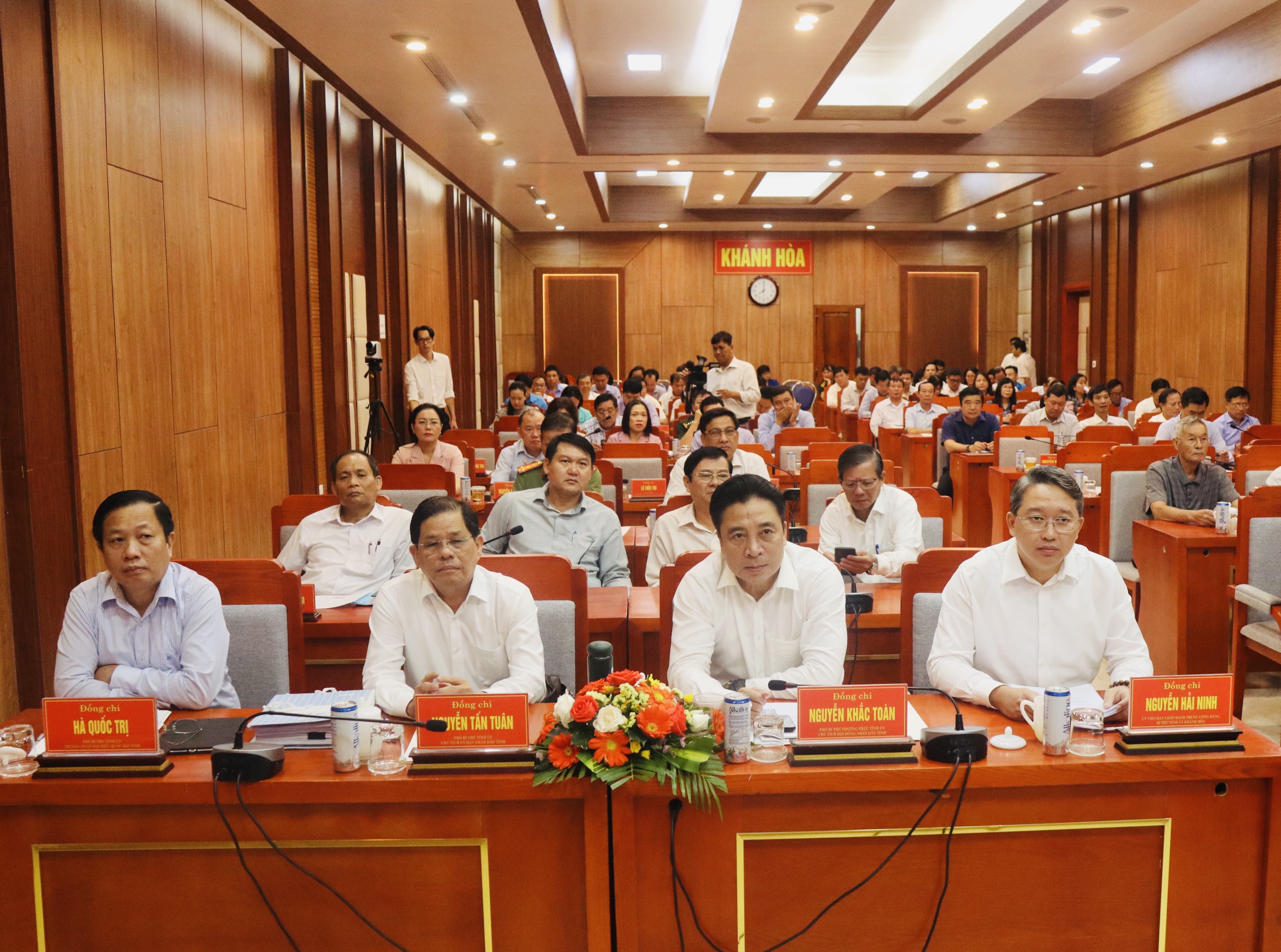 Ban Thường vụ Tỉnh ủy tổ chức Hội nghị Thông báo nhanh kết quả Hội nghị Trung ương 8 khóa XIII