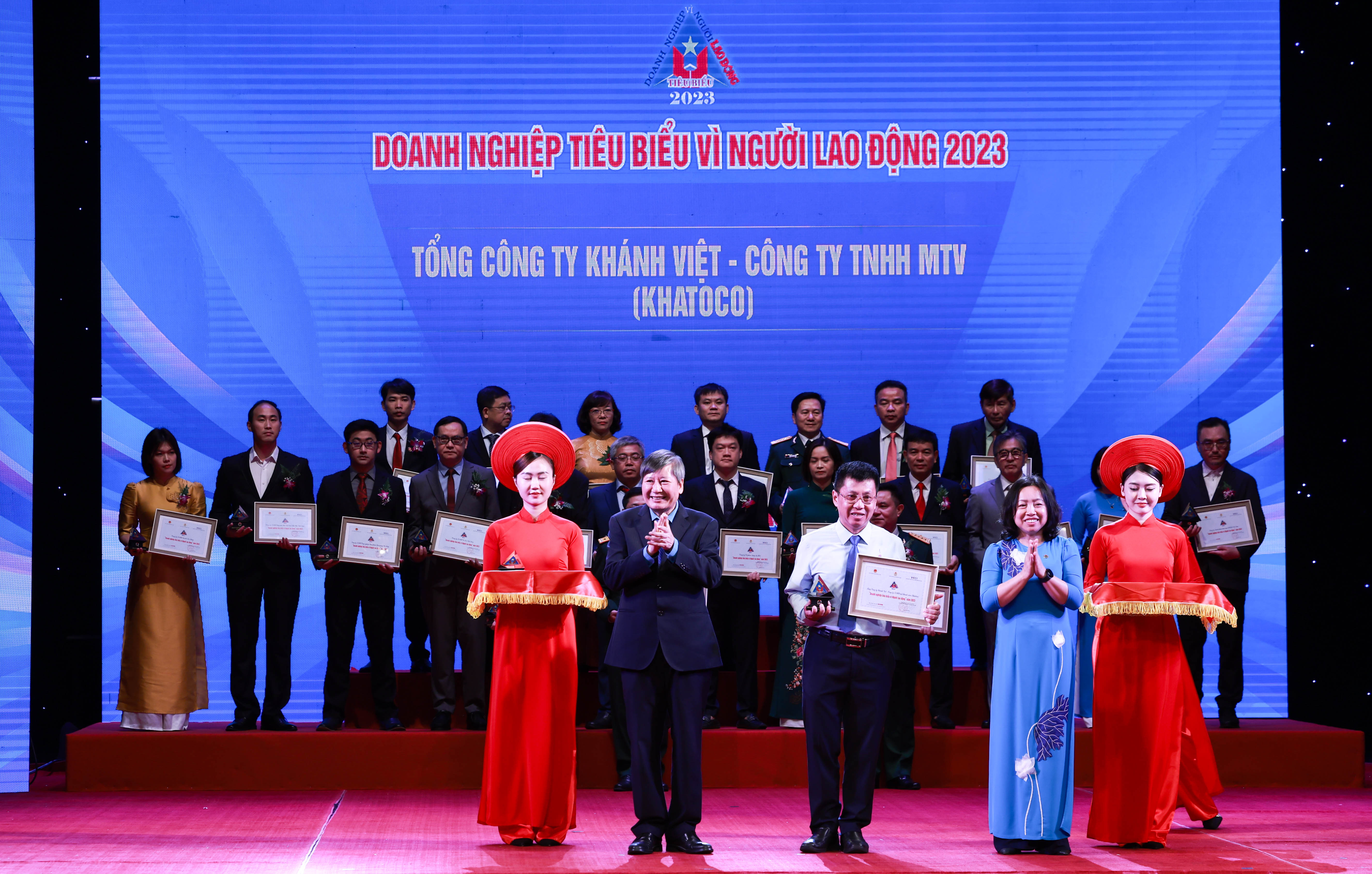 Khatoco được vinh danh “Doanh nghiệp tiêu biểu vì người lao động” năm 2023