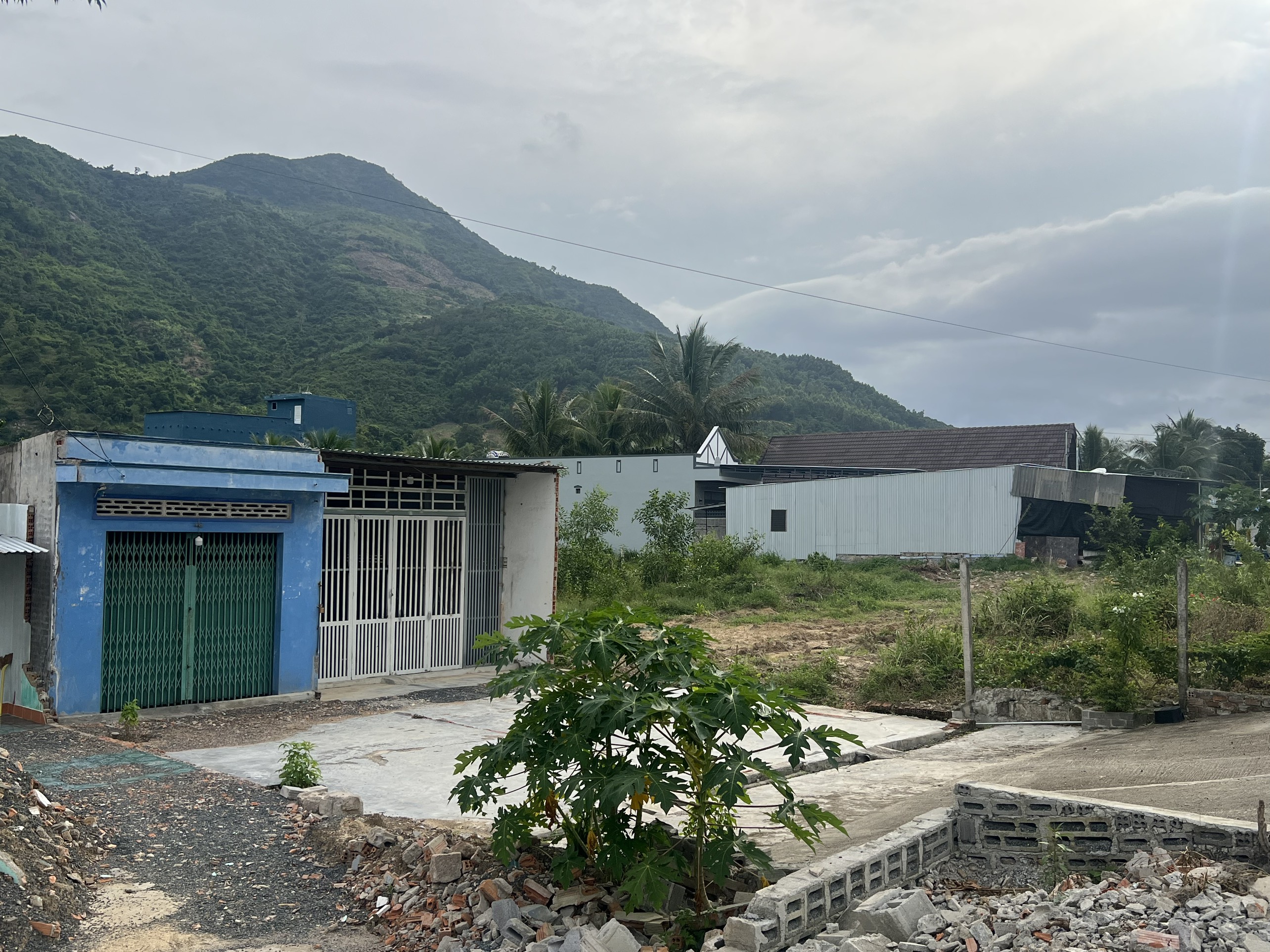 Buông lỏng quản lý đất đai - Kỳ 2: Chiếm dụng đất công