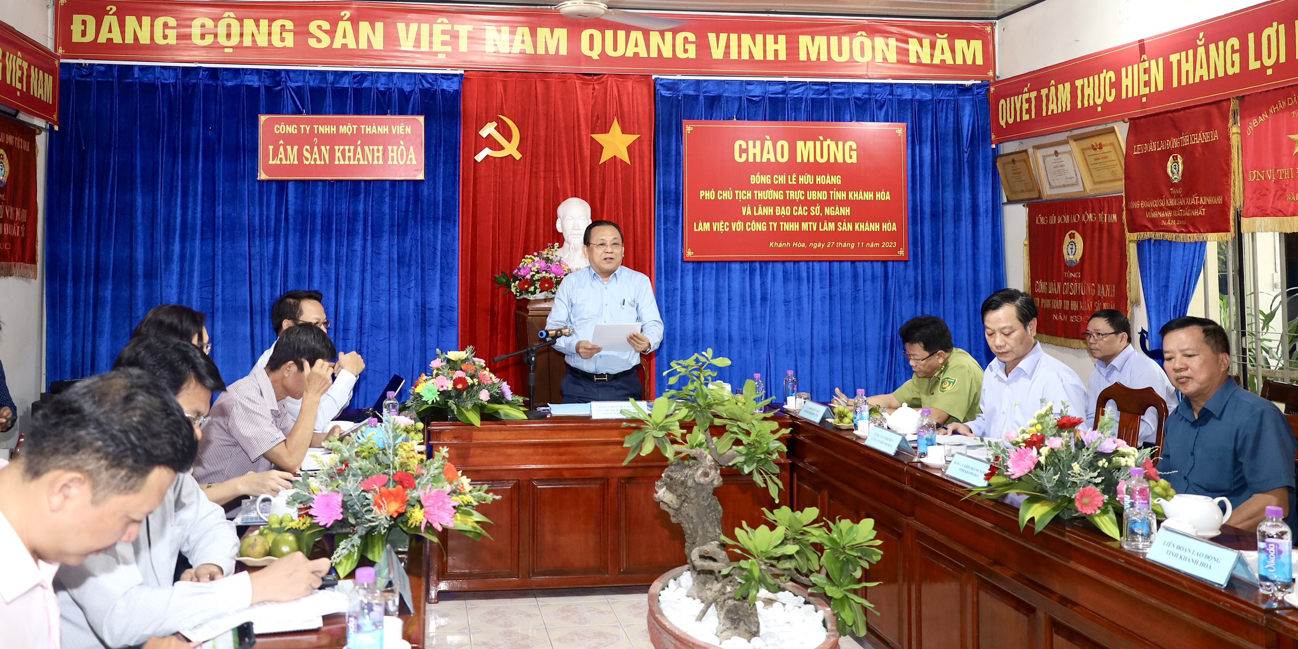 Công ty Lâm sản Khánh Hòa khẩn trương báo cáo UBND tỉnh phương án kinh doanh dưới tán rừng