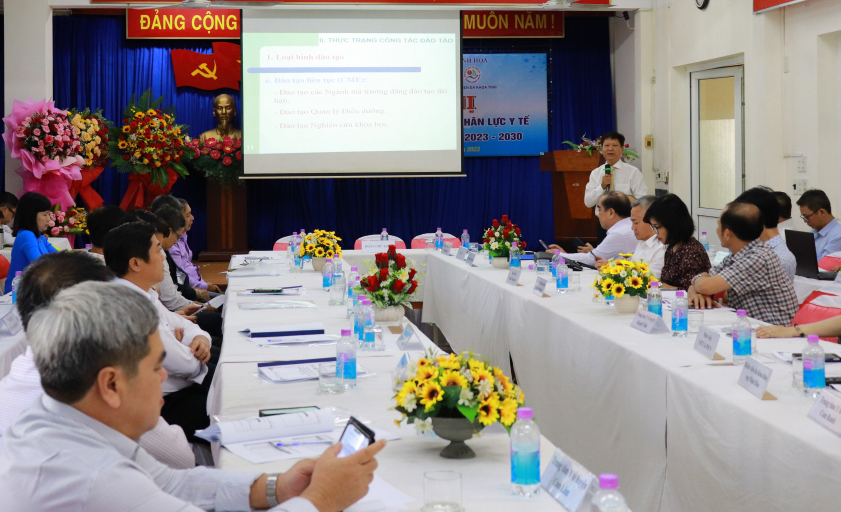 Hội nghị Đào tạo, phát triển nguồn nhân lực y tế tỉnh Khánh Hòa giai đoạn 2023 - 2030