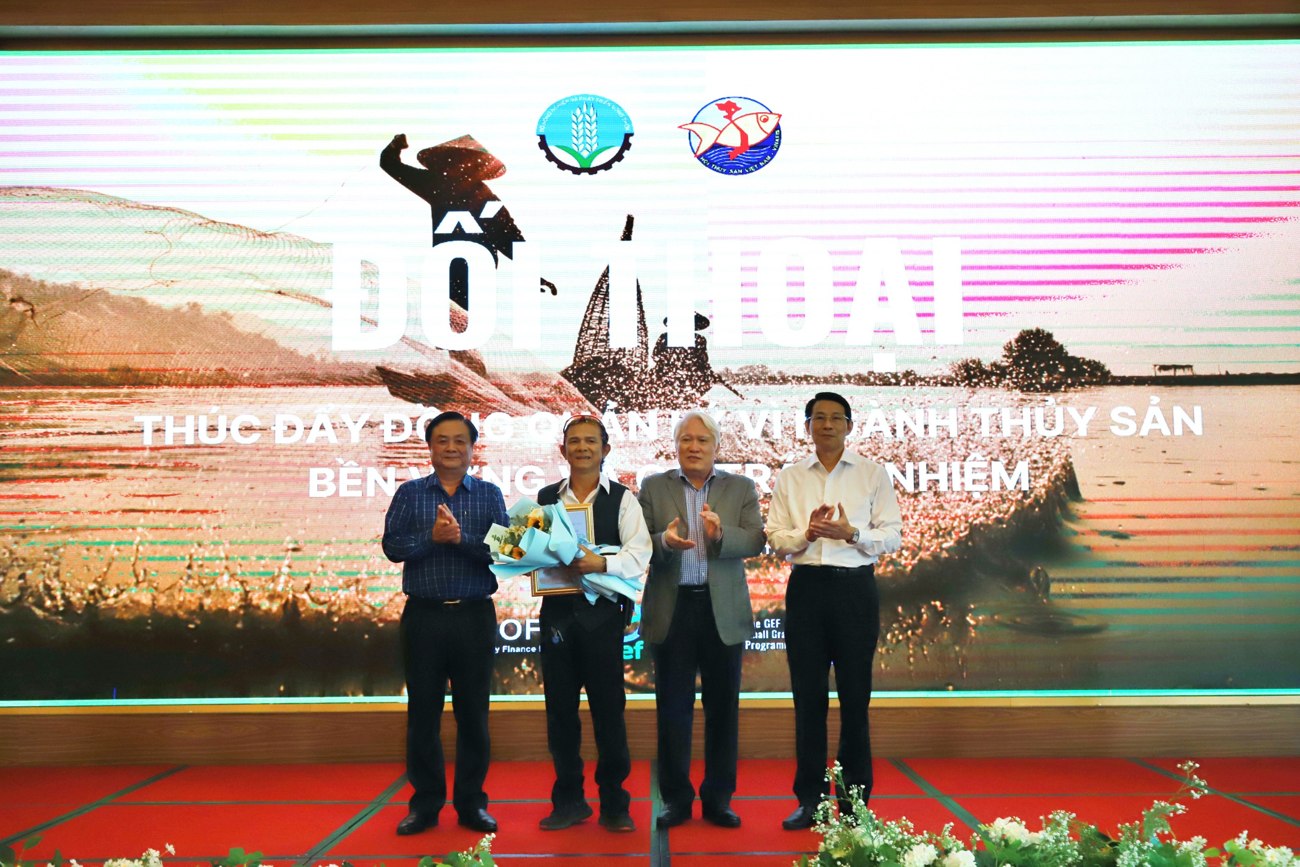 “Sói biển” cứu tàu được Bộ trưởng gửi Thư khen