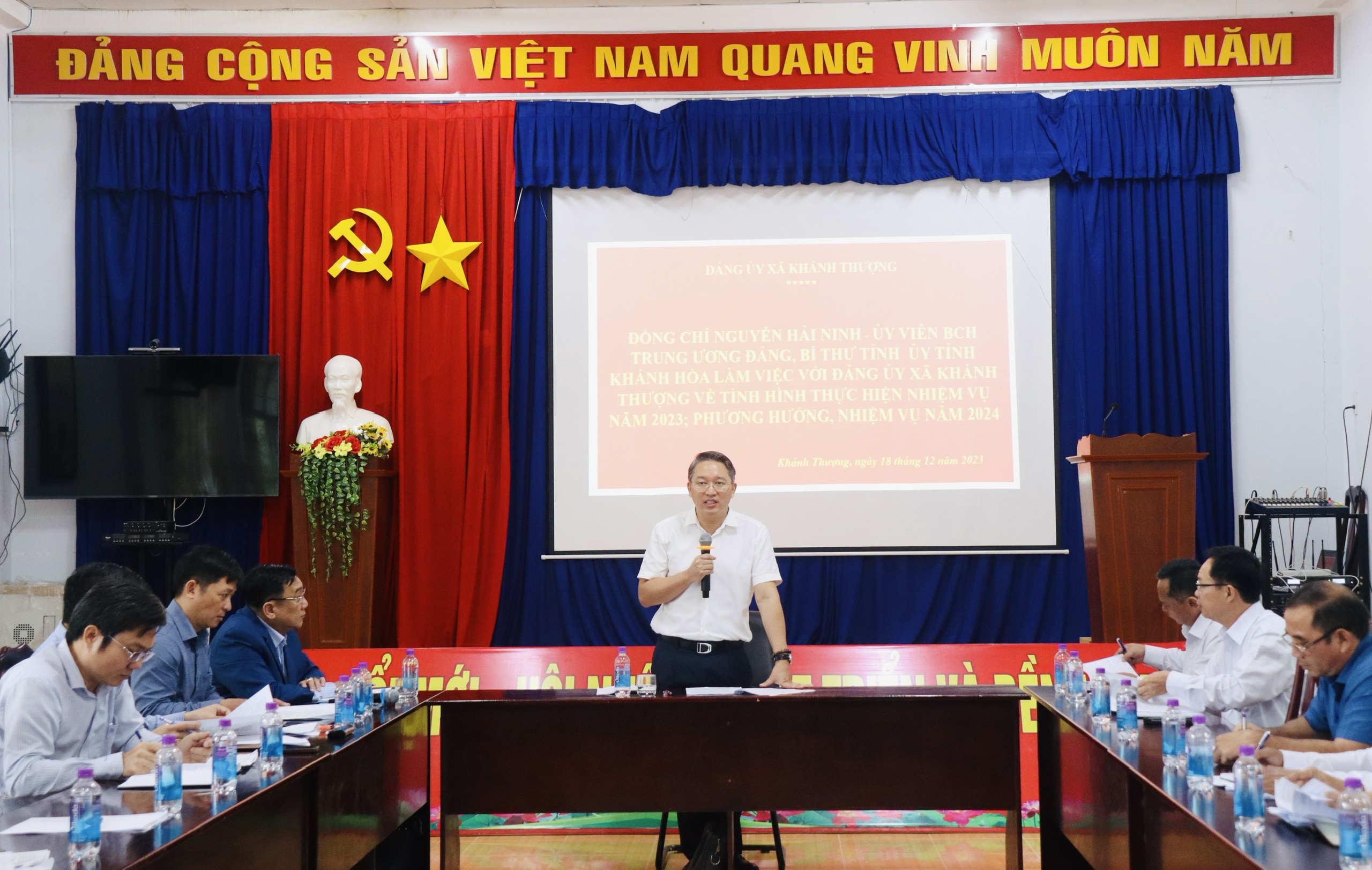 Bí thư Tỉnh ủy Khánh Hòa Nguyễn Hải Ninh:: Xã Khánh Thượng phải hỗ trợ người dân xây dựng các mô hình sản xuất để đảm bảo sinh kế ổn định